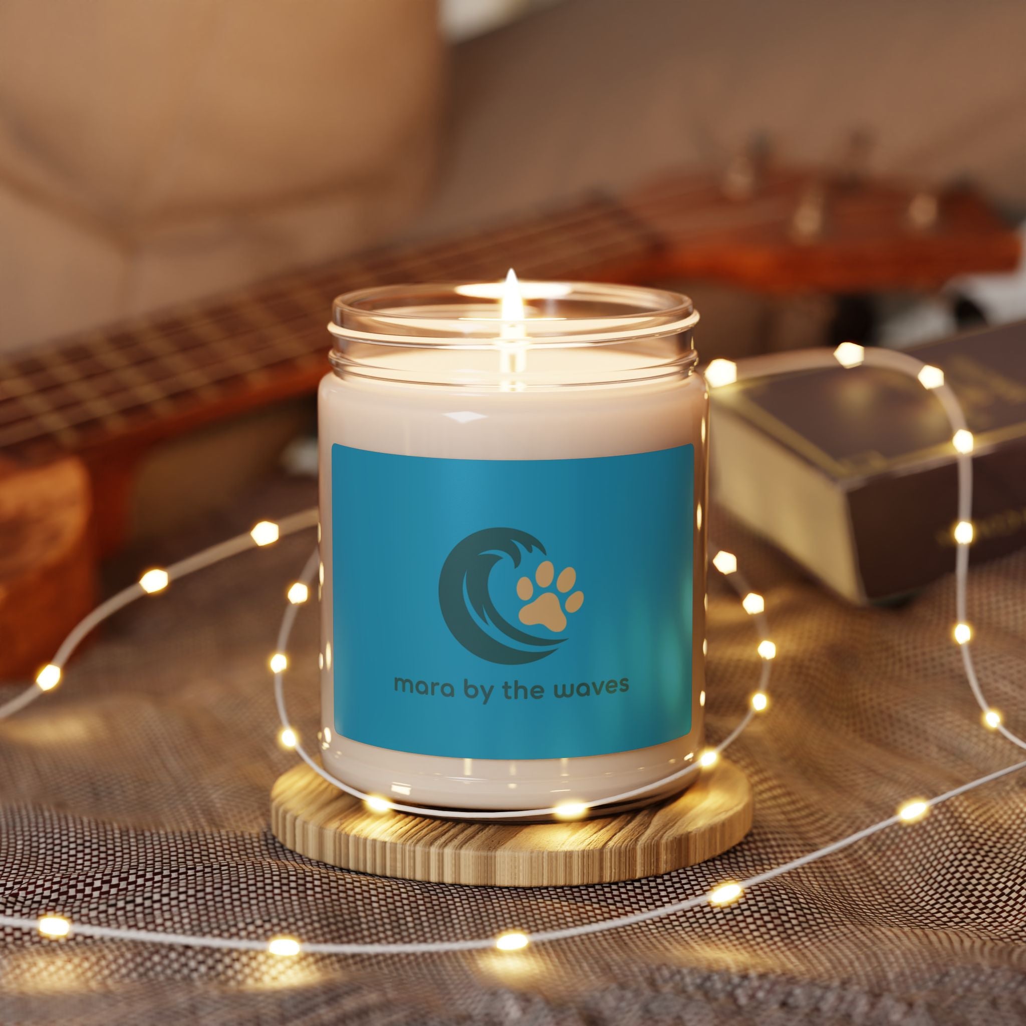 Soy Candle — "Mara by the Waves" Ocean Paw Scented Candle, 9 oz