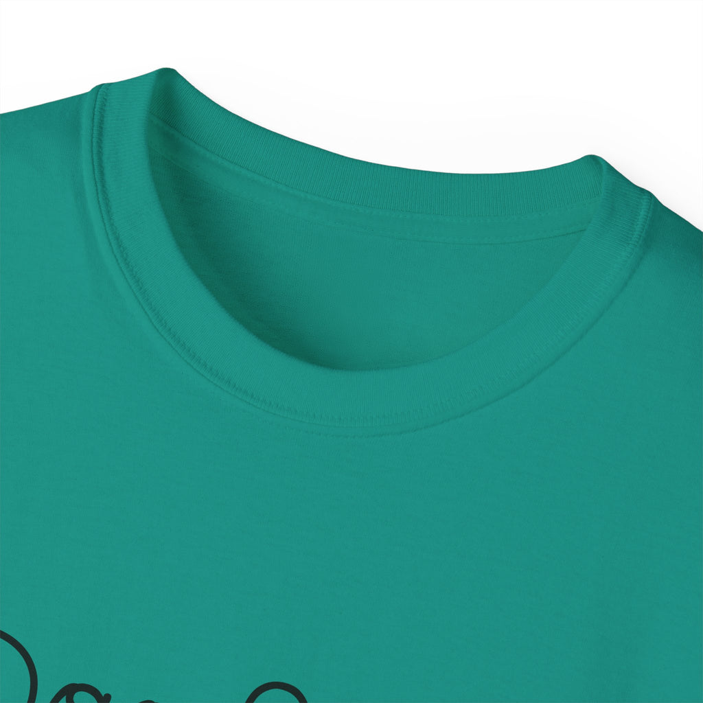 Women's Dog Mom Tee - Unisex Ultra Cotton T-Shirt