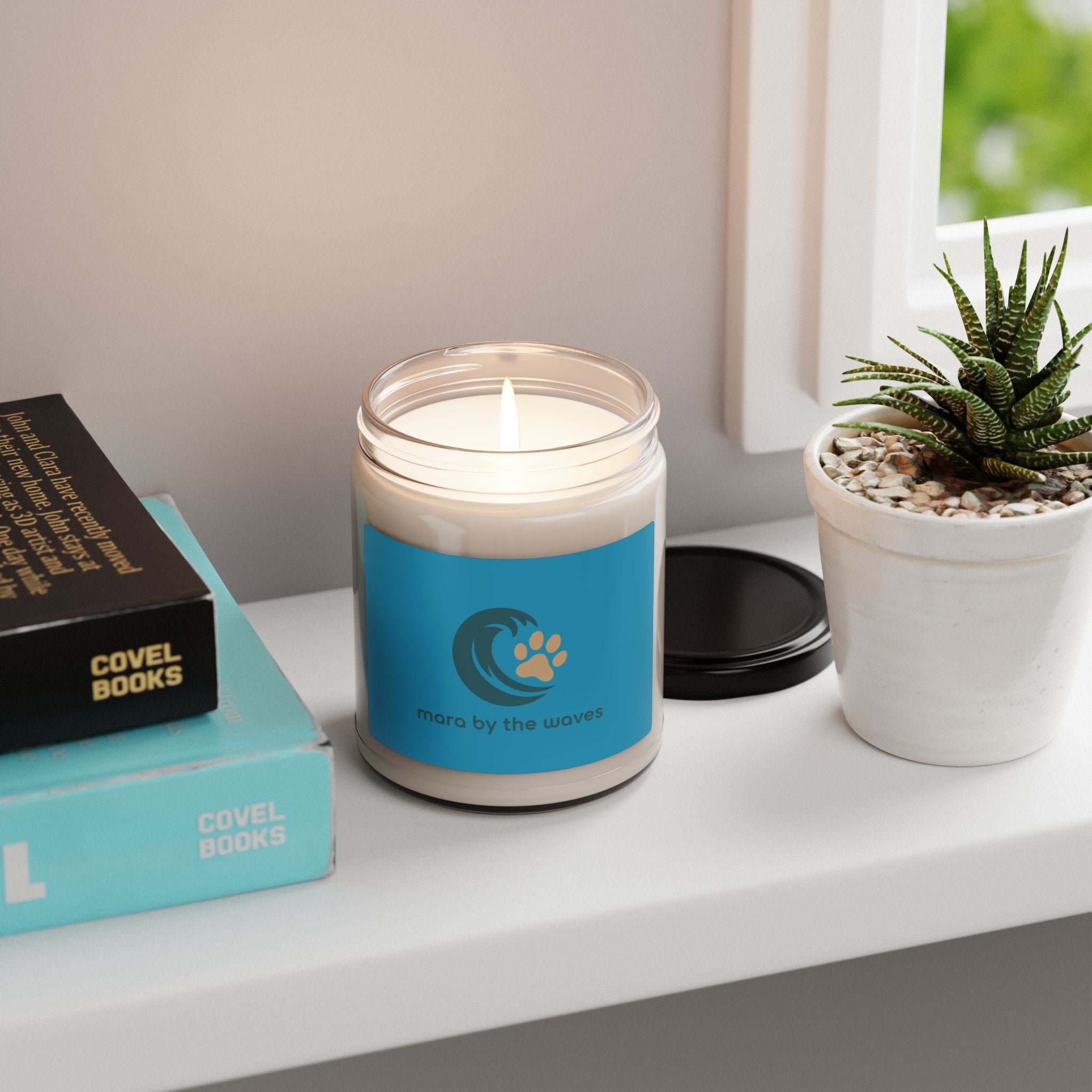 Soy Candle — "Mara by the Waves" Ocean Paw Scented Candle, 9 oz